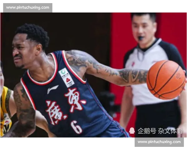 王大雷深夜发 “拜拜” 动态锁账号，球迷：这次是认真的？